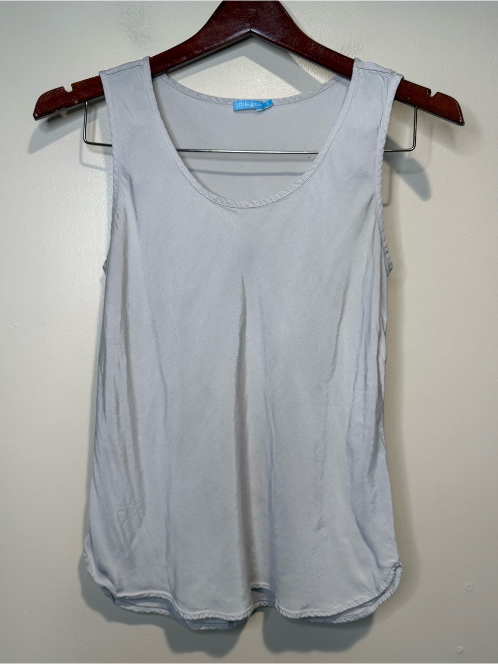 J.McLaughlin Silky flowy sleeveless blouse tank top light grey size small *flaw